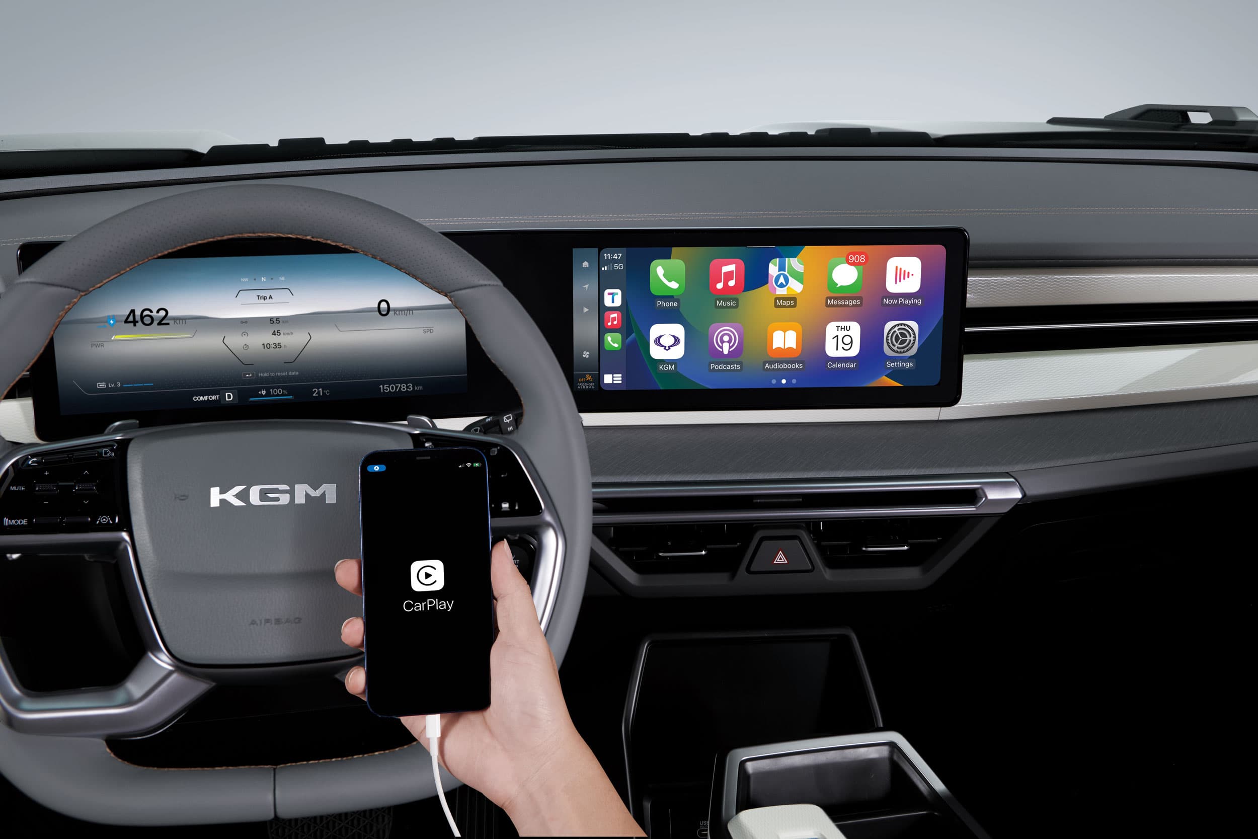 KGM Torres EVX dashboard